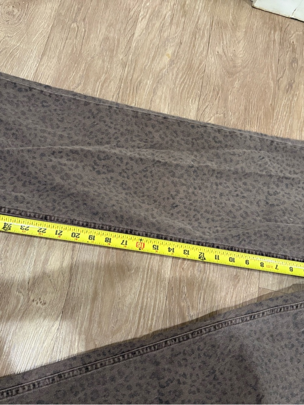 Zara Brown Leopard-Print Wide Leg Jeans - Picture 6 of 9